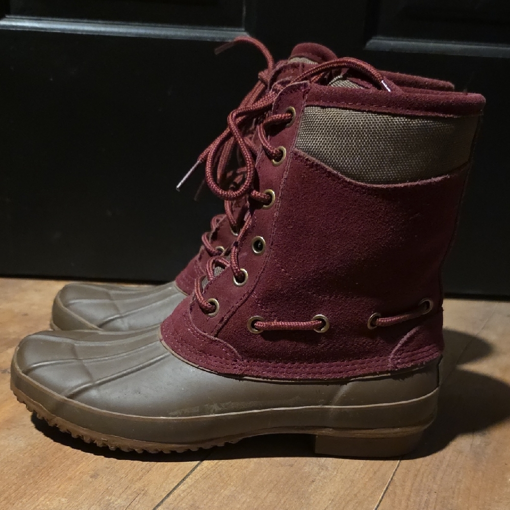 Bass Burgundy and Brown Winter Boots